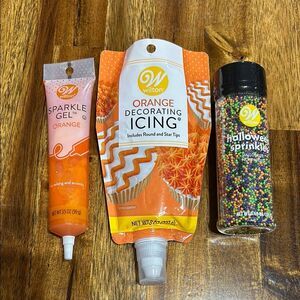 Wilton Halloween Cake Decorating Tips Icing Sprinkles Writing Gel Baking Orange